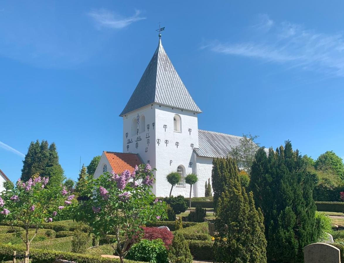 Bed & Breakfast “Den Gamle Lade I Hejls” Dış mekan fotoğraf